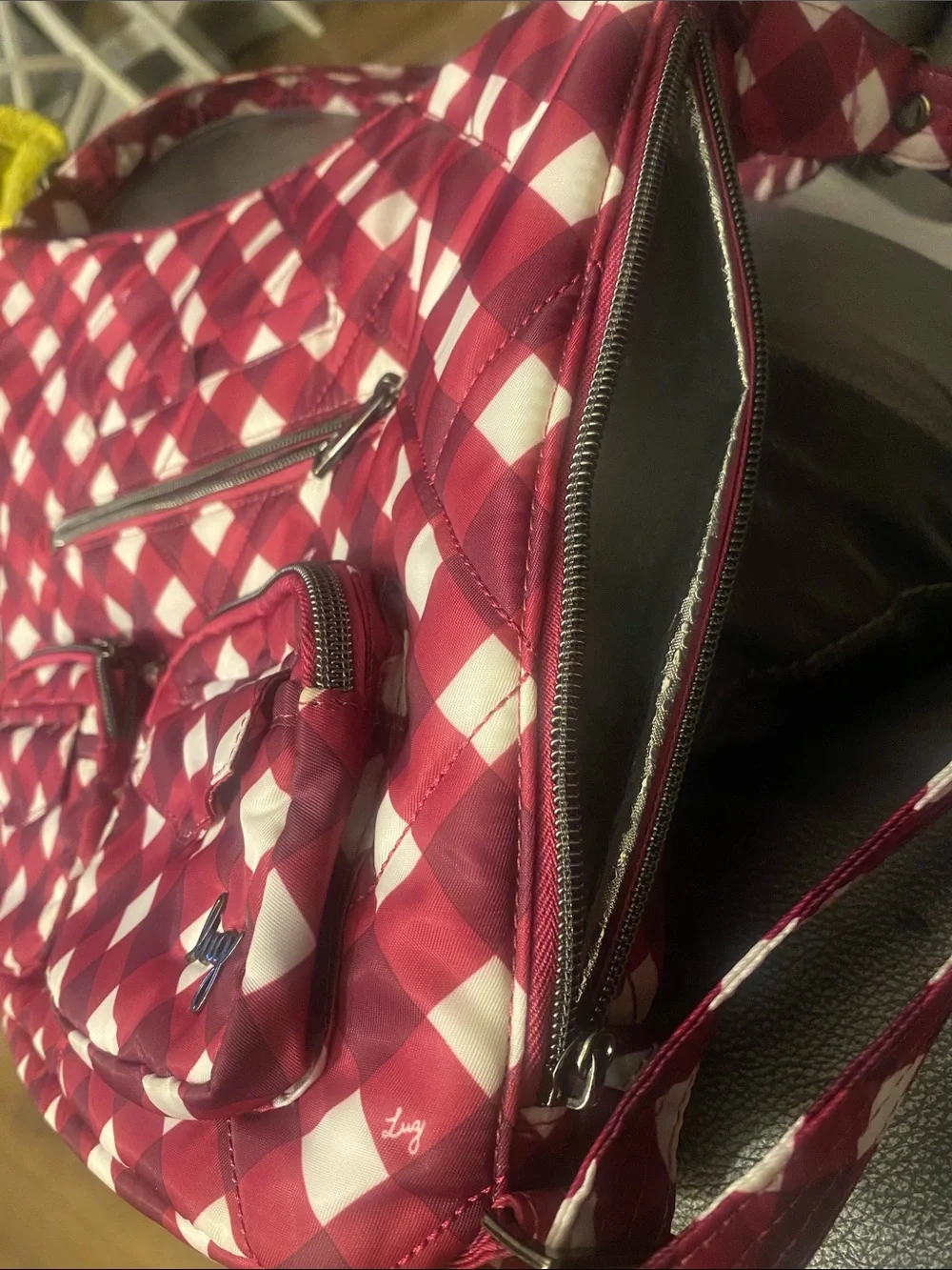 BNWNT lug Red & Pink Zipliner weekender bag w/ Floral Lining & adjustable strs